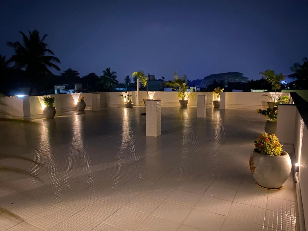 La Paradise Luxury Villa Puducherry Eksteriør billede